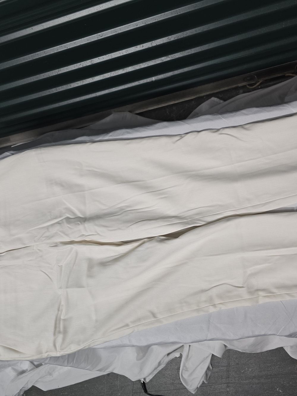 H&M Cream Cropped Straight-Leg Pants